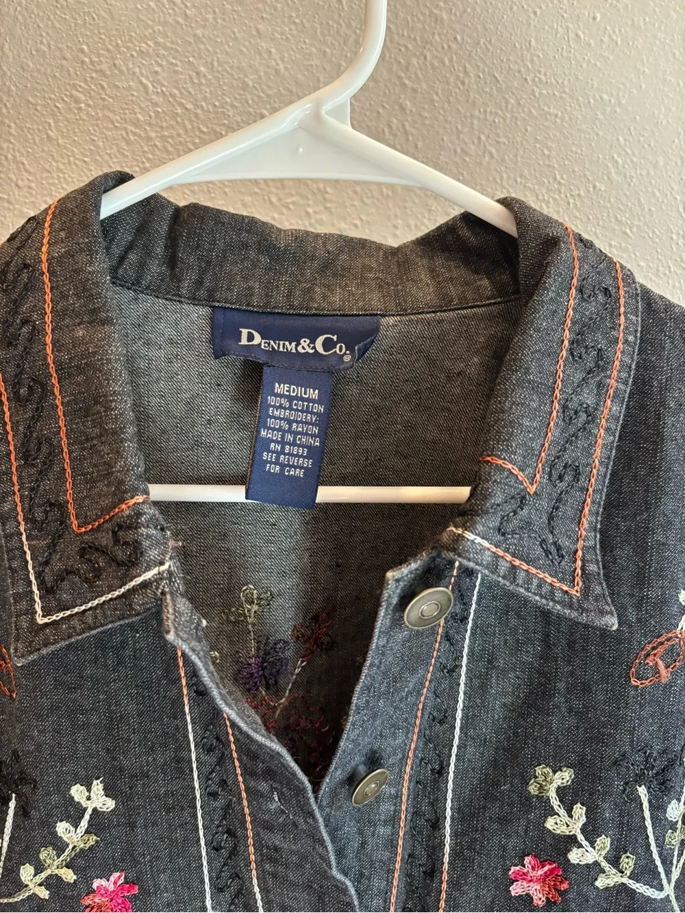 Vintage Denim & Co Embroidered Button Up